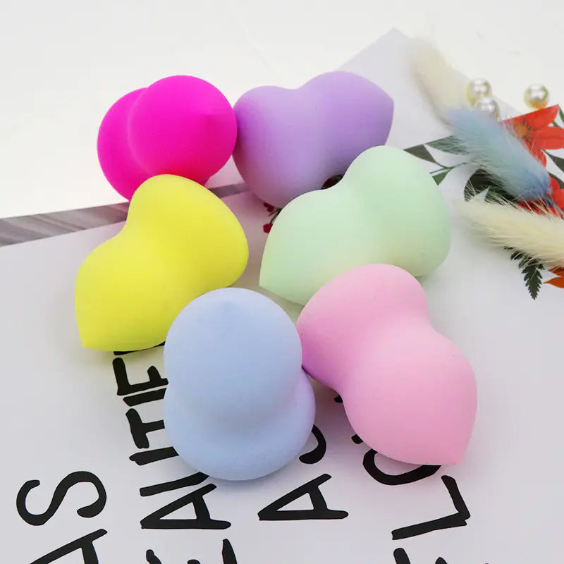 Wet & Dry Makeup Sponge – Egg-Shaped Beauty Puff